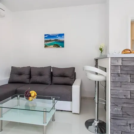 アパート Tolle In Mit Eigenem Balkon By Interhome *