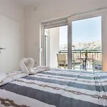 Tolle In Mit Eigenem Balkon By Interhome
