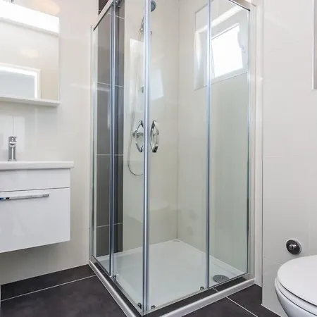 Tolle In Mit Eigenem Balkon By Interhome Apartament Baška