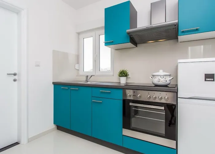 Tolle In Mit Eigenem Balkon By Interhome