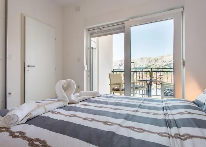 Tolle In Mit Eigenem Balkon By Interhome