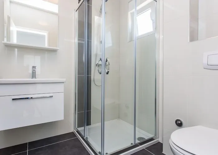 Tolle In Mit Eigenem Balkon By Interhome Apartment Baska (Krk)