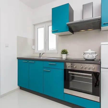 Tolle In Mit Eigenem Balkon By Interhome